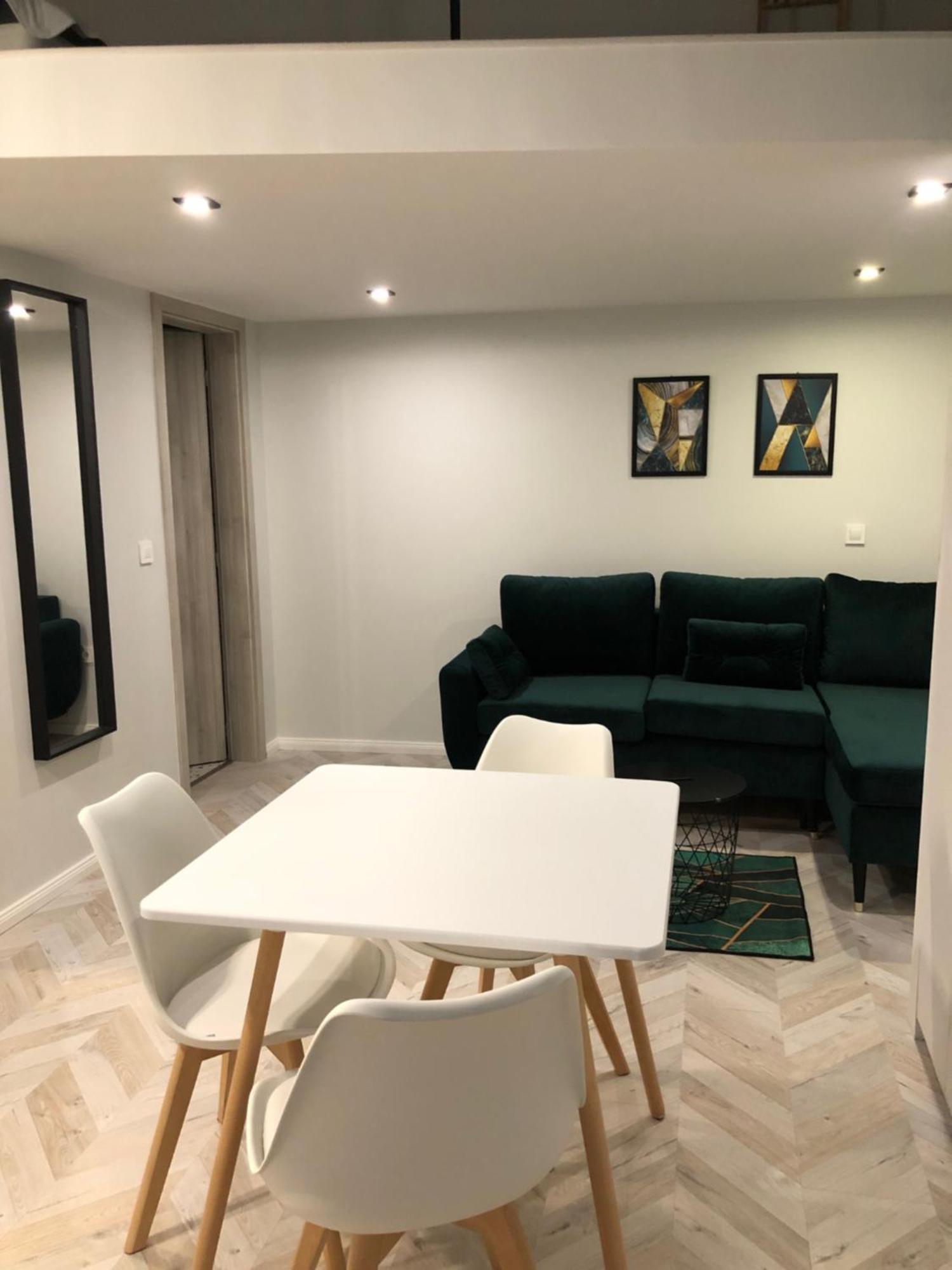 All In Apartman V. Budapest Ruang foto